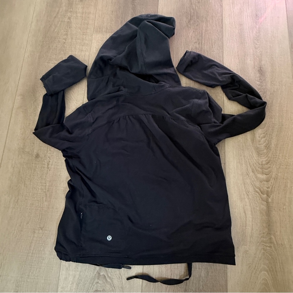 Lululemon Ready to Rulu Hoodie Black Wrap Tie Front Women SZ 2 Read Lightweight - Picture 11 of 12